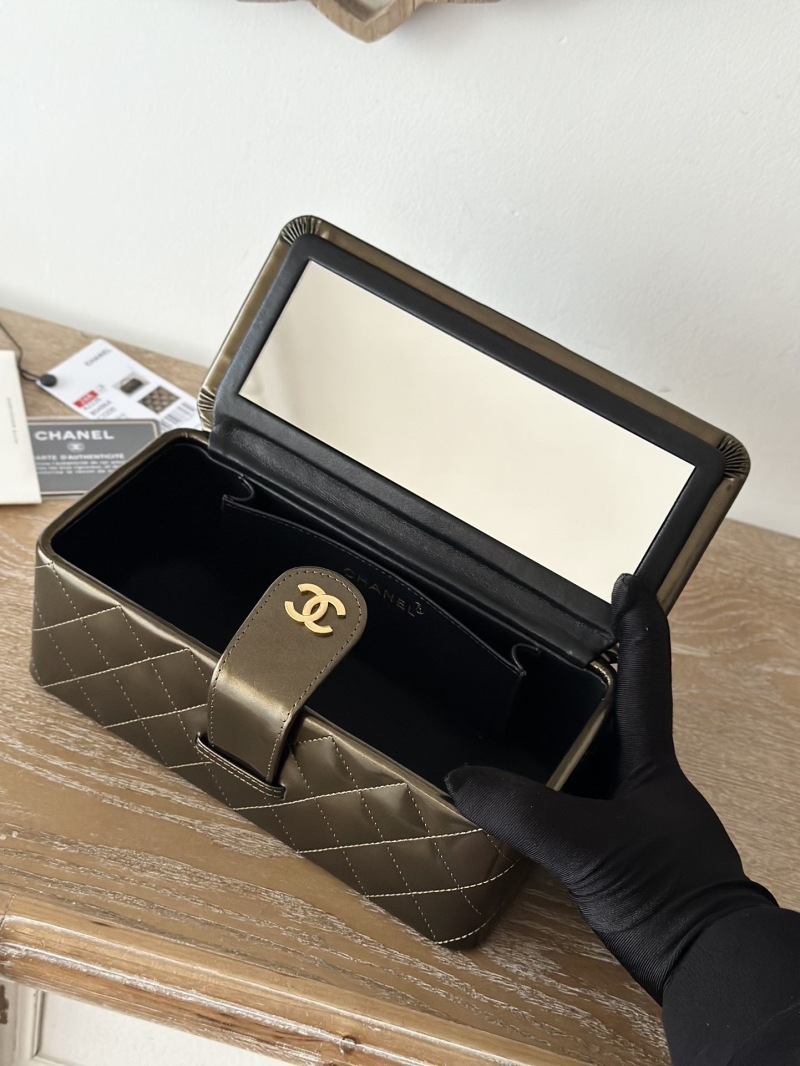 Ch**el cosmetic bags